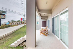 Mara Laguna C Suites